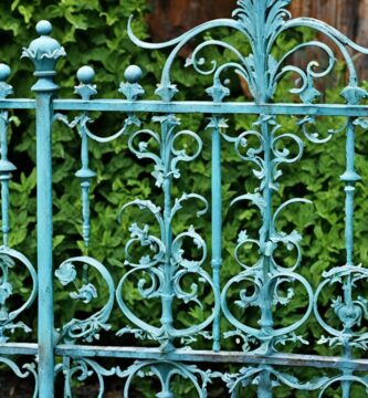 can you use chalk paint on wrought iron