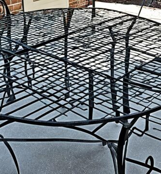 how to paint wrought iron patio set