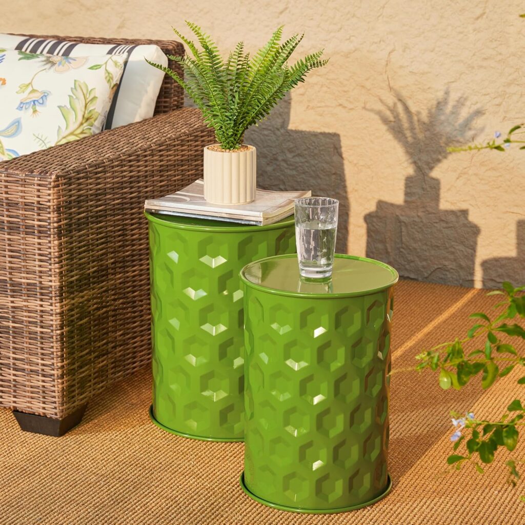 Glitzhome Outdoor Side Tables Set of 2 Decorative Garden Stools, Metal Embossed Honeycomb Texture Cylindrical Glossy Modern End Table Plant Stand Accent Table, Green