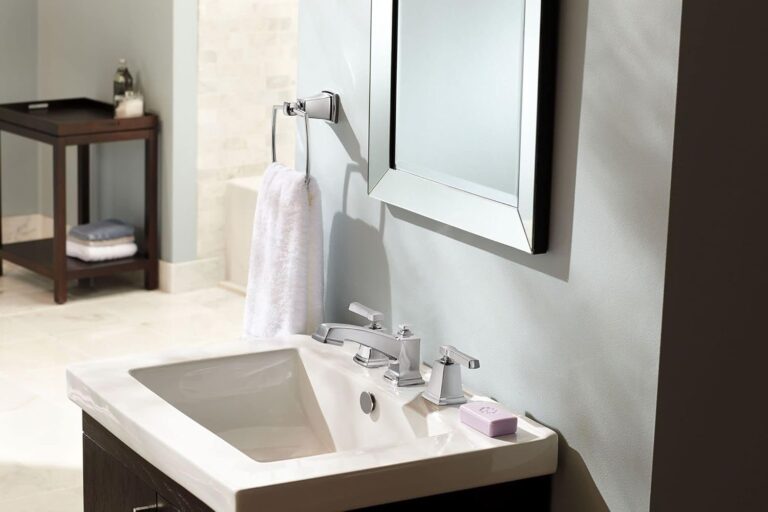 Moen YB5486WR Kingsley Hand-Towel Ring Review