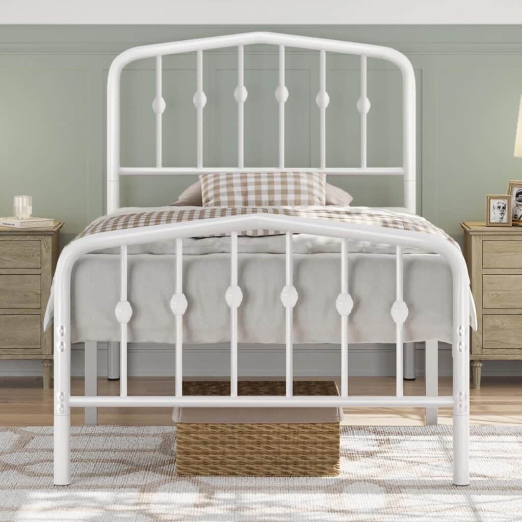 Yaheetech Twin Bed Frames Metal Platform Bed with Victorian Style Wrought Iron Headboard and Footboard/Easy Assembly/No Box Spring Needed/White Twin Bed 2Pcs